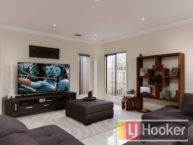 4 Sabina Road, Officer VIC 3809