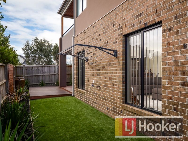 4 Sabina Road, Officer VIC 3809