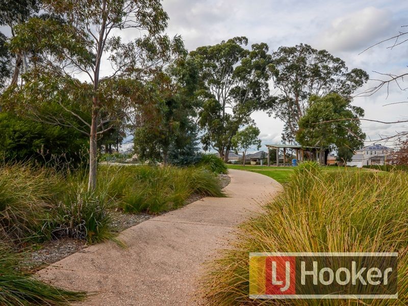4 Sabina Road, Officer VIC 3809