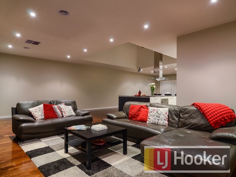 9 South Hidden Valley Circuit, Beaconsfield VIC 3807