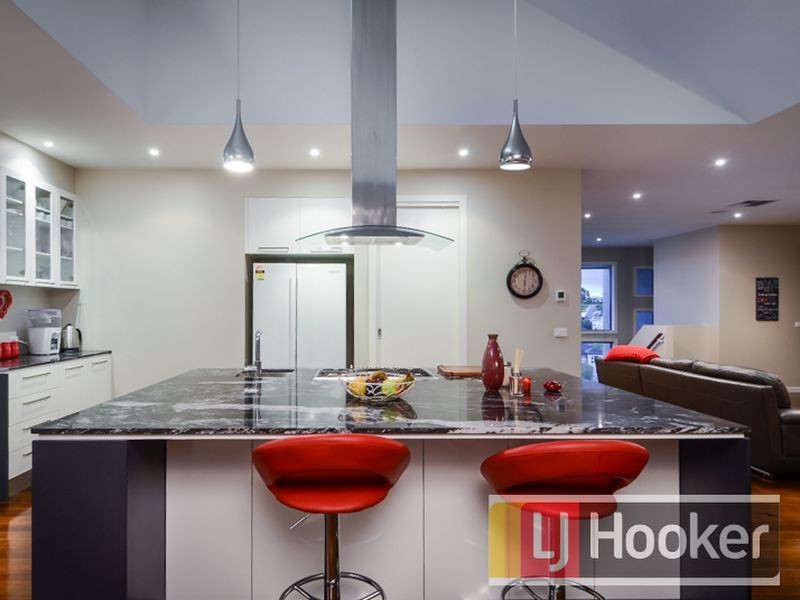 9 South Hidden Valley Circuit, Beaconsfield VIC 3807