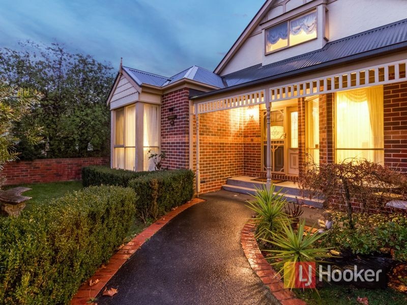 29 Woods Point Drive, Beaconsfield VIC 3807