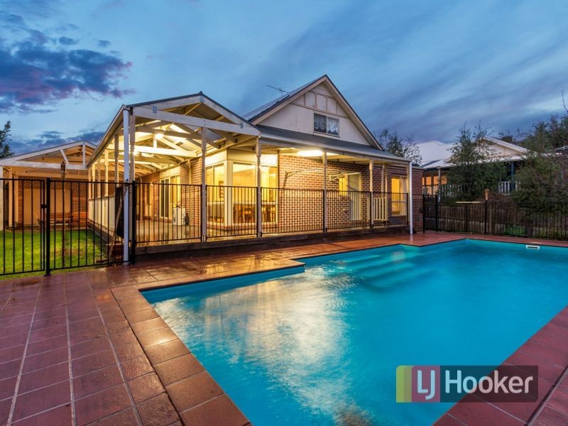 29 Woods Point Drive, Beaconsfield VIC 3807