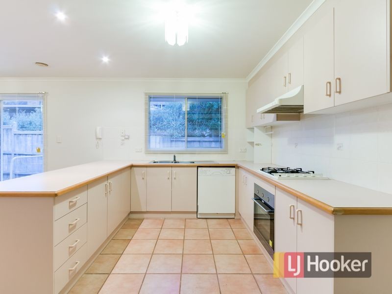 2/5 – 17 William Road, Berwick VIC 3806