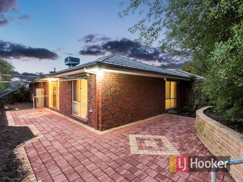 2/5 – 17 William Road, Berwick VIC 3806