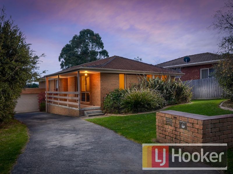 11 Maryn Close, Berwick VIC 3806