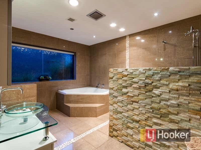 22 Mcnabb Street, Berwick VIC 3806