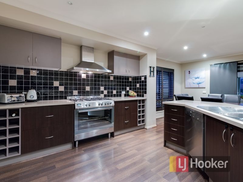 2 Flowerfield Court, Berwick VIC 3806