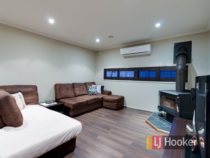 2 Flowerfield Court, Berwick VIC 3806