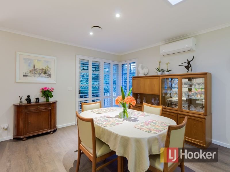 2/18 Manuka Road, Berwick VIC 3806