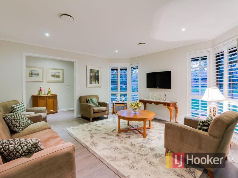 2/18 Manuka Road, Berwick VIC 3806