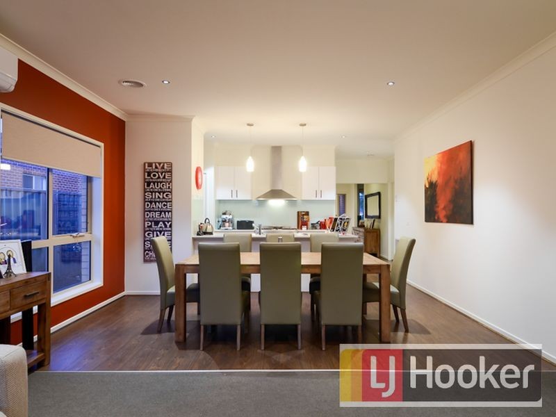 5 Arrow Road, Cranbourne East VIC 3977