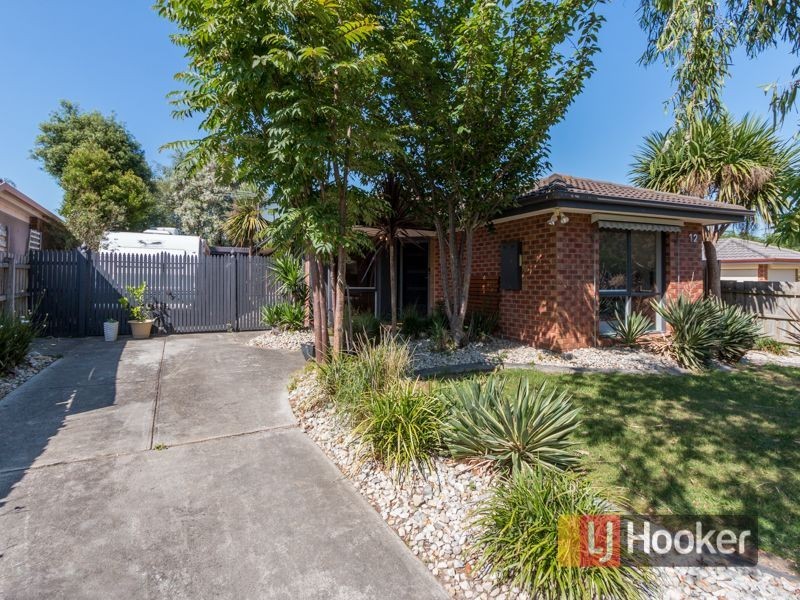 12 Hillman Court, Berwick VIC 3806