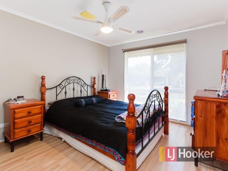 12 Hillman Court, Berwick VIC 3806