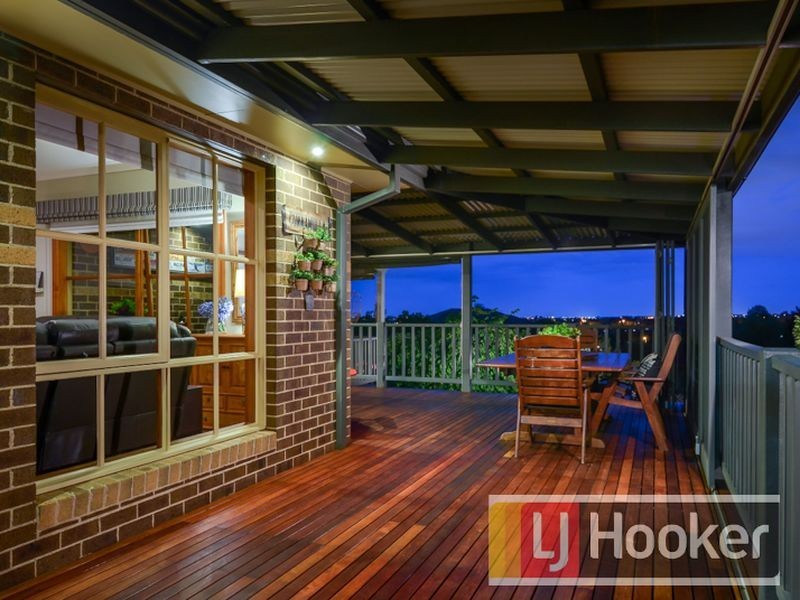 111 Montbrae Circuit, Narre Warren North VIC 3804