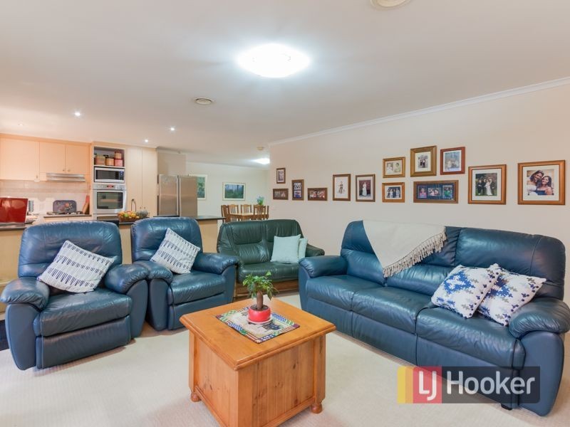 16 Dryden Court, Berwick VIC 3806