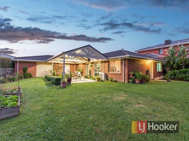 16 Dryden Court, Berwick VIC 3806
