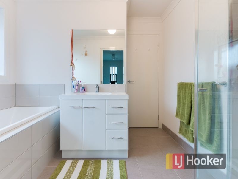 8/30 Warrenwood Place, Langwarrin VIC 3910