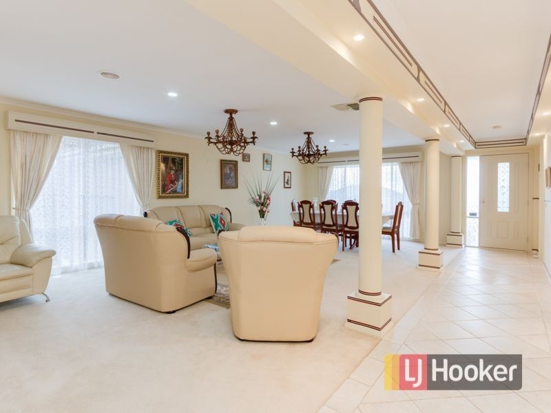 45 Coachwood Crescent, Narre Warren VIC 3805