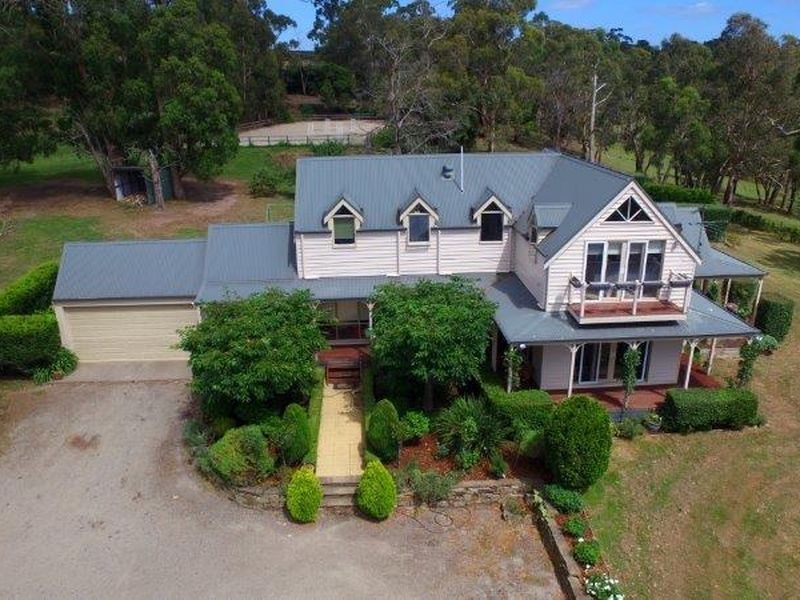 206-210 King Road, Harkaway VIC 3806