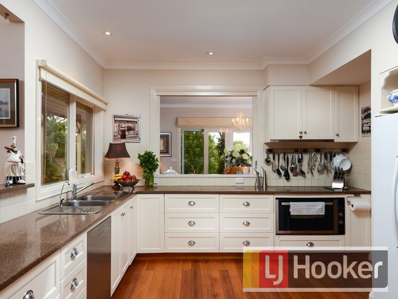 206-210 King Road, Harkaway VIC 3806