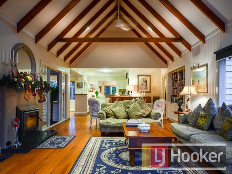 206-210 King Road, Harkaway VIC 3806