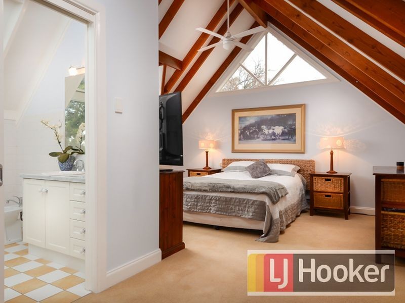 206-210 King Road, Harkaway VIC 3806