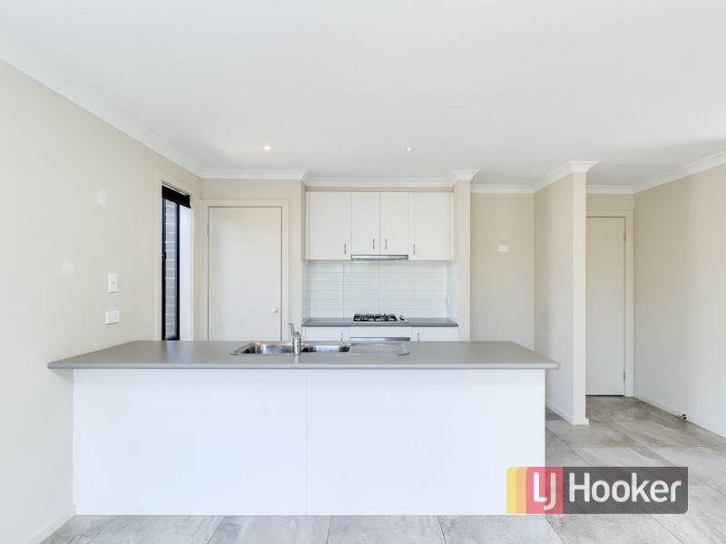 134 Sabel Drive, Cranbourne North VIC 3977