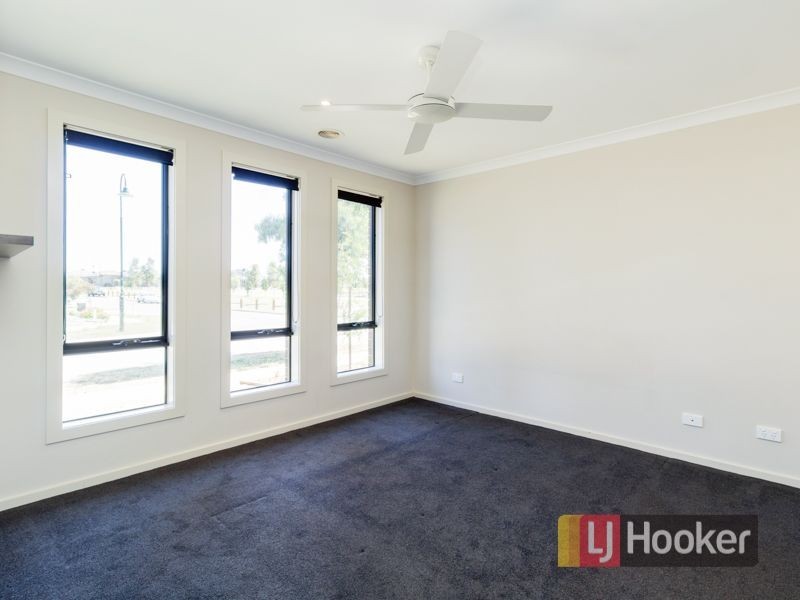 134 Sabel Drive, Cranbourne North VIC 3977