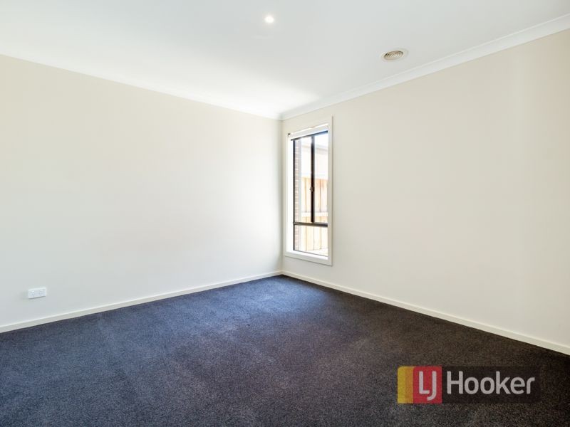 134 Sabel Drive, Cranbourne North VIC 3977