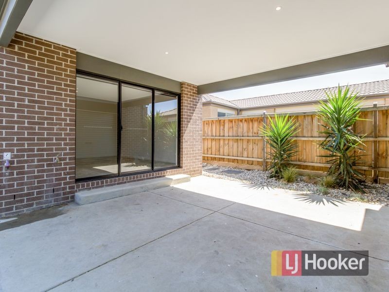 134 Sabel Drive, Cranbourne North VIC 3977