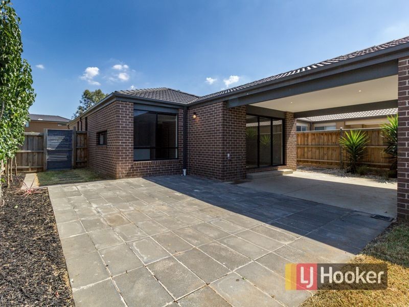 134 Sabel Drive, Cranbourne North VIC 3977