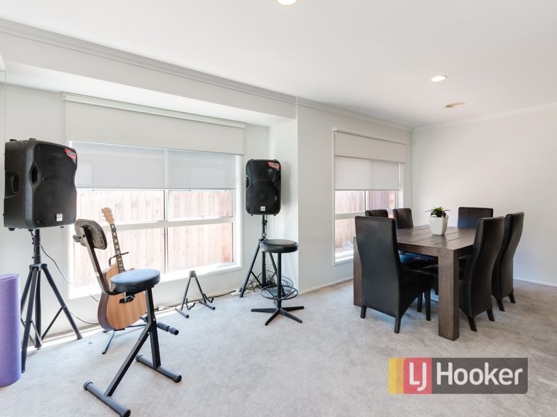 1 Retreat Circuit, Beaconsfield VIC 3807