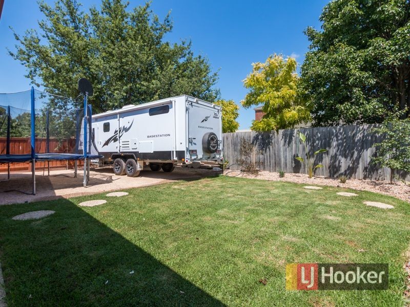 1 Retreat Circuit, Beaconsfield VIC 3807