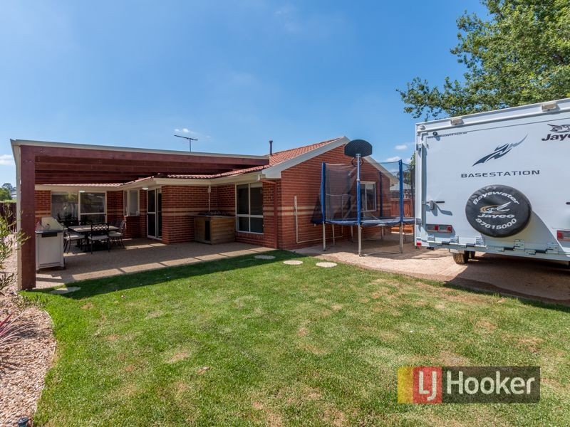 1 Retreat Circuit, Beaconsfield VIC 3807