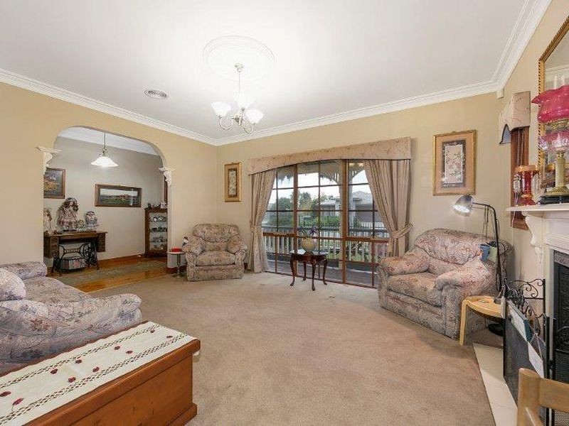 3 Don Collins Way, Berwick VIC 3806