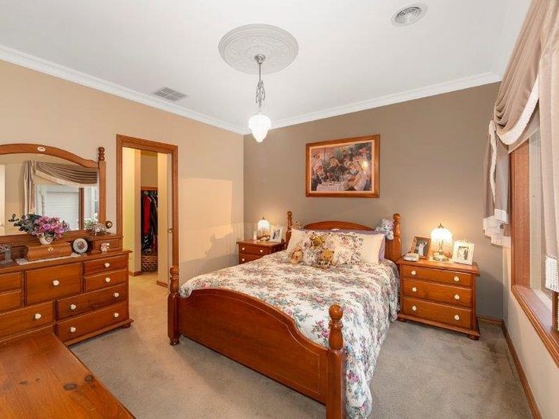 3 Don Collins Way, Berwick VIC 3806