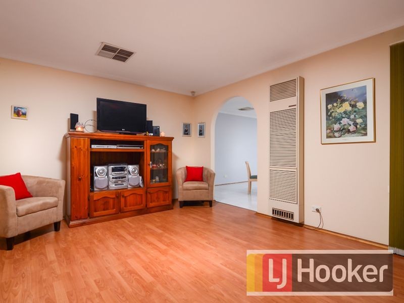 22 Howitt Court, Berwick VIC 3806