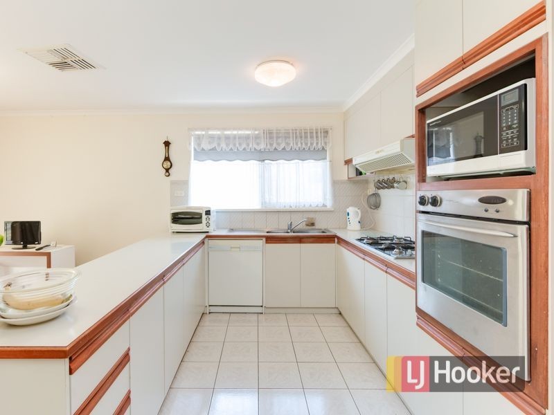 38 Florence Avenue, Berwick VIC 3806