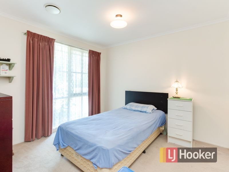 38 Florence Avenue, Berwick VIC 3806