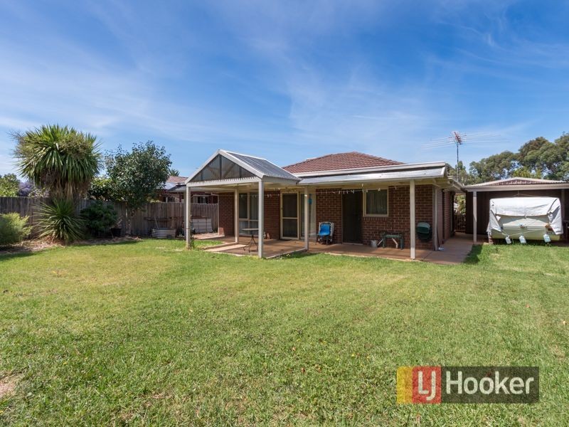 38 Florence Avenue, Berwick VIC 3806