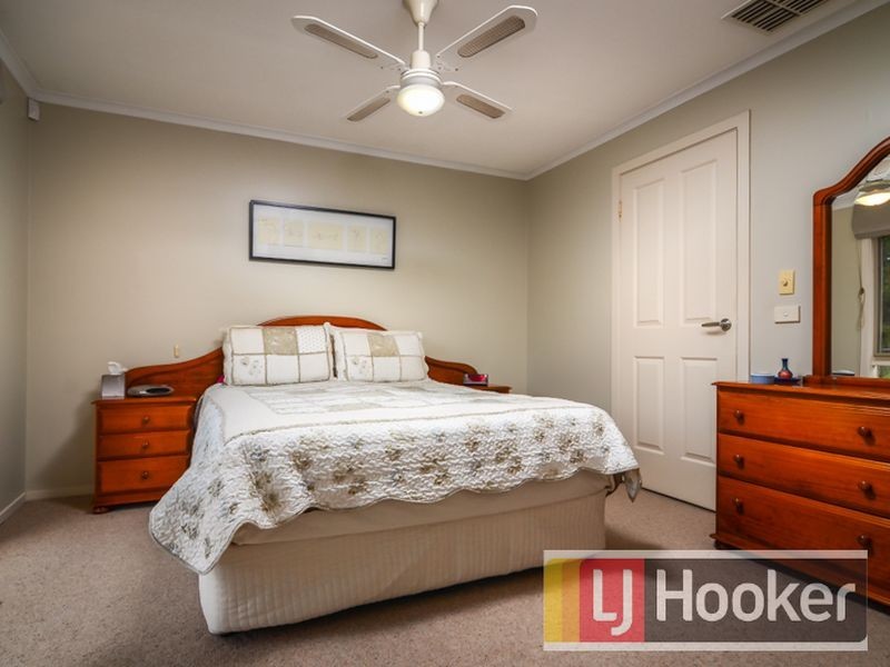 10 Hollydale Close, Berwick VIC 3806