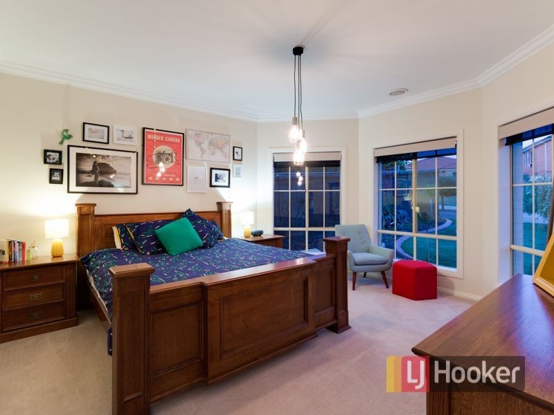 4 Shane Court, Berwick VIC 3806