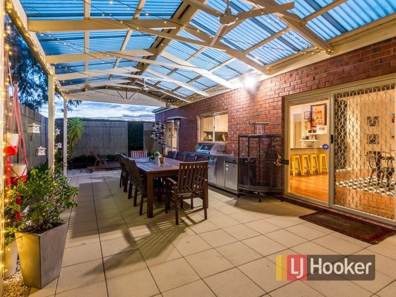 4 Shane Court, Berwick VIC 3806