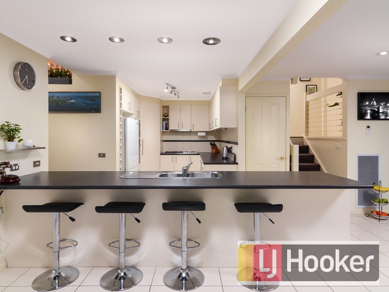 5 Knapton Avenue, Beaconsfield Upper VIC 3808