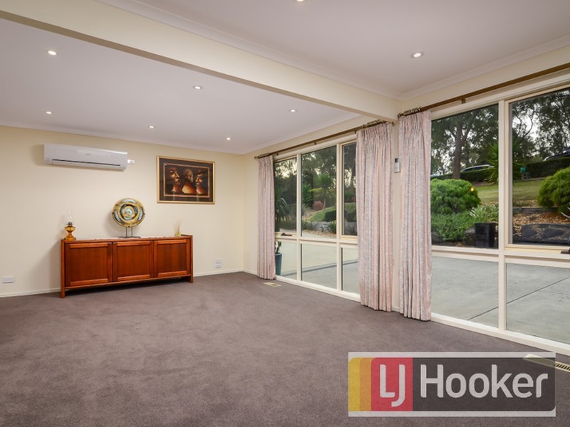 5 Knapton Avenue, Beaconsfield Upper VIC 3808