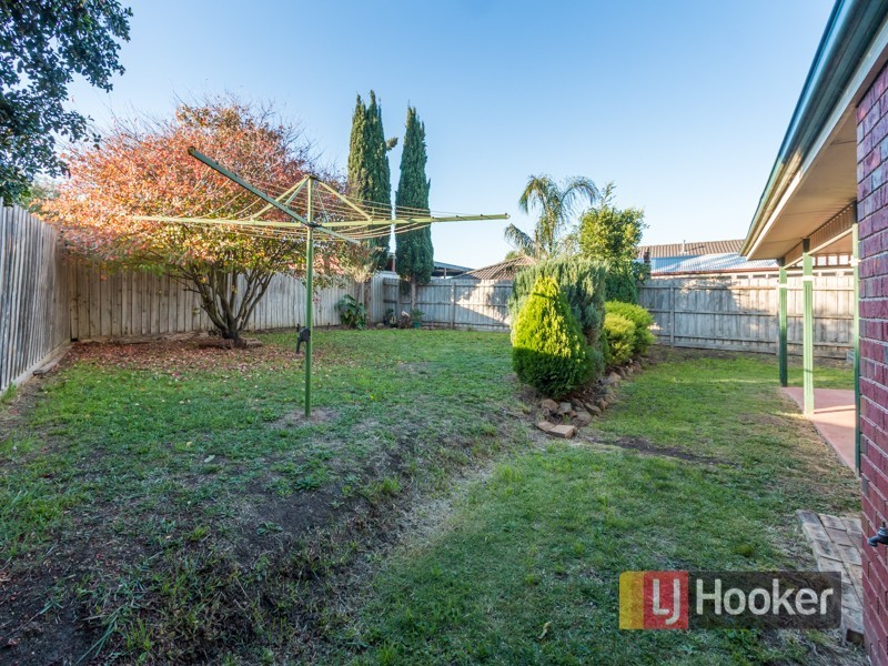 45 Earlsfield Drive, Berwick VIC 3806