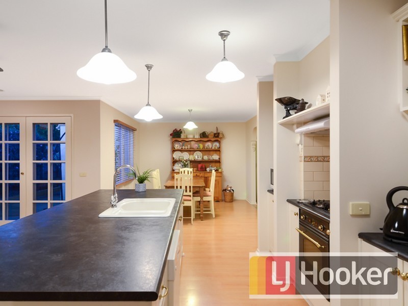 39 Allardice Parade, Berwick VIC 3806