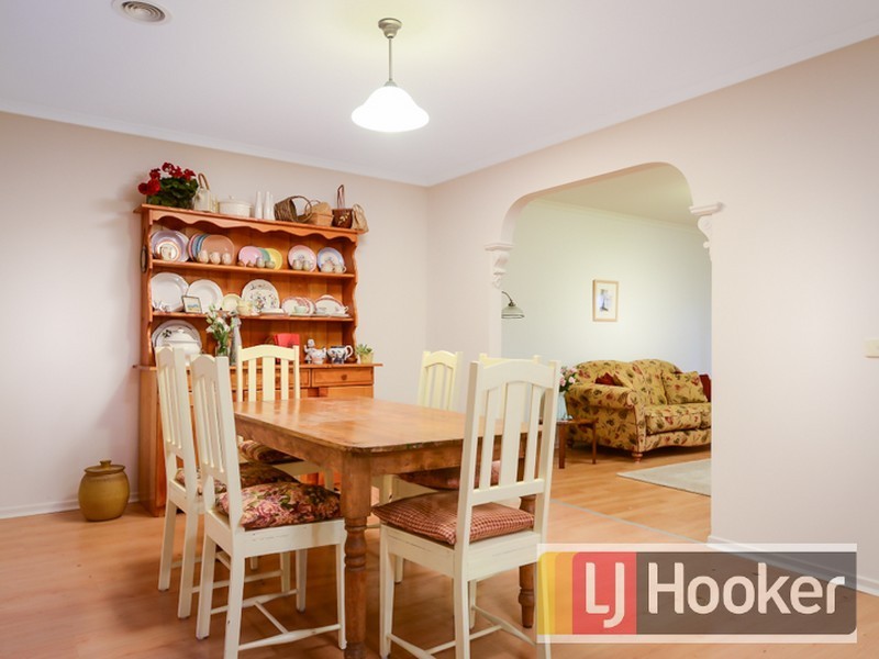 39 Allardice Parade, Berwick VIC 3806