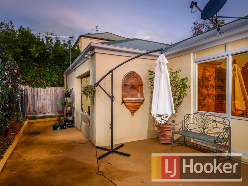 39 Allardice Parade, Berwick VIC 3806